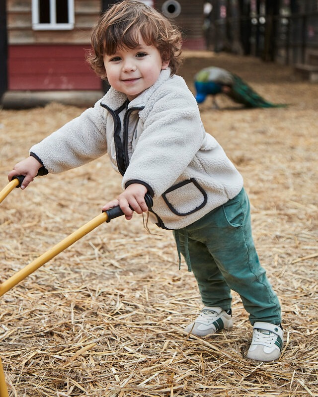 RC KIDS & JUNIOR: JUNIOR 15 RC KIDS & JUNIOR: JUNIOR