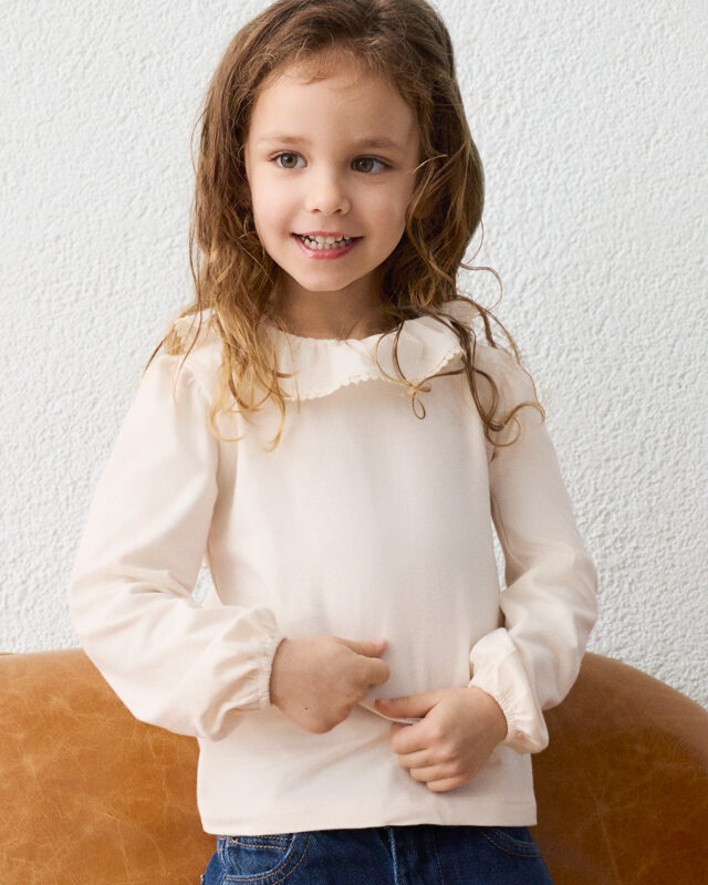 RC KIDS & JUNIOR: CRIANÇA 6 Blusa gola folho Mayoral